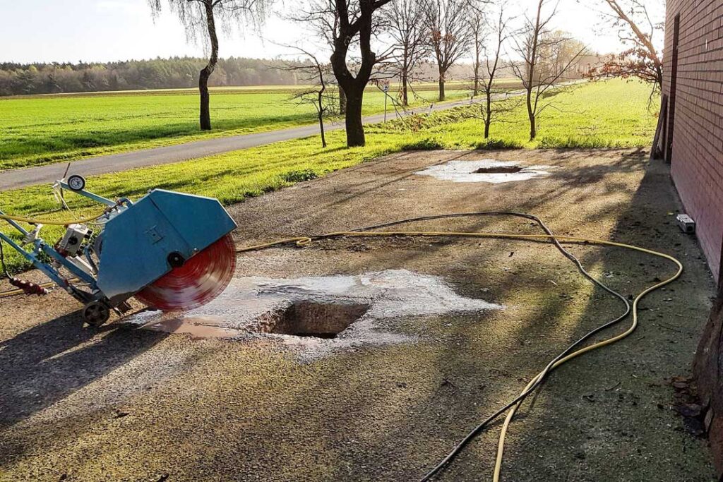 BAŞAKŞEHiR DERZ KESME ACiL