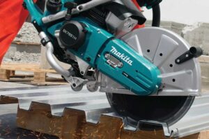 Çekmeköy. Ömerli Mahallesi Derz Kesme.